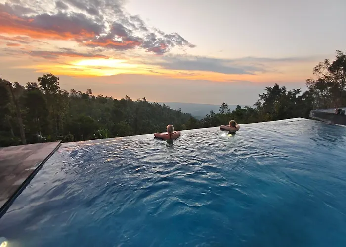 Pondok Canopée Munduk Maison d'hôtes 4*